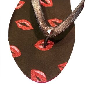 KATE SPADE NEW YORK Fiji Flip Flops New in Original Box Size 10